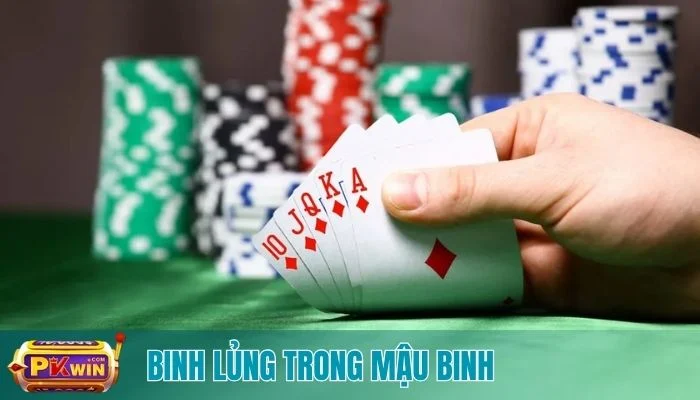 Binh Lủng Trong Mậu Binh